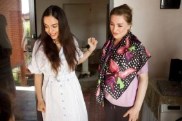 Лейла Алиева и Арзу Алиева ознакомились с творчеством местного мастера в Лянкяране