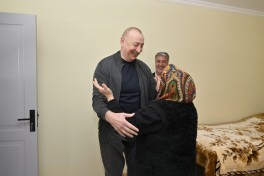 Президент Ильхам Алиев ознакомился с ходом работ в селе Беюк Галадереси Шушинского района и встретился с жителями - ФОТО-ОБНОВЛЕНО 