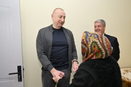 Президент Ильхам Алиев ознакомился с ходом работ в селе Беюк Галадереси Шушинского района и встретился с жителями - ФОТО-ОБНОВЛЕНО 