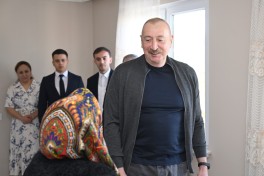 Президент Ильхам Алиев ознакомился с ходом работ в селе Беюк Галадереси Шушинского района и встретился с жителями - ФОТО-ОБНОВЛЕНО 