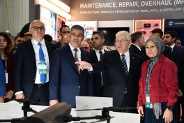 Министры обороны Азербайджана и Турции посетили выставку «ADEX 2026»