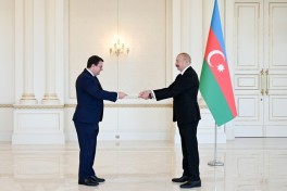 Президент Ильхам Алиев принял новоназначенного посла Австрии в Азербайджане