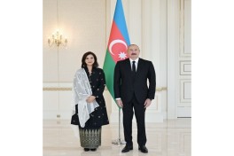 Президент Ильхам Алиев принял новоназначенного посла Малайзии