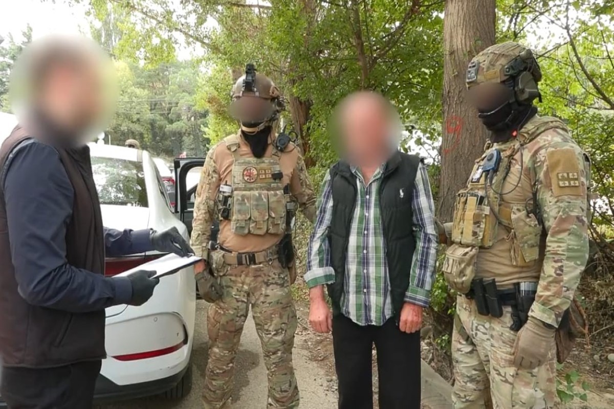 В Грузии задержан человек, пытавшийся продать иностранцу уран за 700 тыс. долларов
