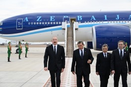 Президент Ильхам Алиев прибыл в Туркменистан с рабочим визитом-ФОТО 