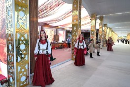 Президент Ильхам Алиев ознакомился с Фестивалем национальных блюд стран-участниц СНГ и принял участие в официальном приеме-ФОТО 