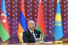Президент Ильхам Алиев принимает участие в заседании Совета глав государств СНГ в узком составе