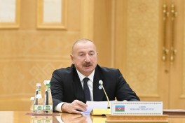 Президент Ильхам Алиев принял участие в заседании Совета глав государств СНГ в узком составе-ОБНОВЛЕНО-2 -ФОТО 