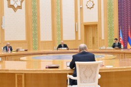 Президент Ильхам Алиев принял участие в заседании Совета глав государств СНГ в узком составе-ОБНОВЛЕНО-2 -ФОТО 