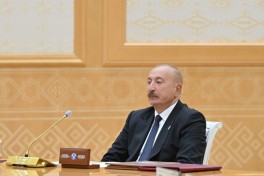 Президент Ильхам Алиев принял участие в заседании Совета глав государств СНГ в узком составе-ОБНОВЛЕНО-2 -ФОТО 