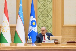 Президент Ильхам Алиев принял участие в заседании Совета глав государств СНГ в узком составе-ОБНОВЛЕНО-2 -ФОТО 