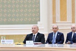 В городе Туркменбаши прошло заседание Совета глав государств СНГ в расширенном составе, Президент Ильхам Алиев принял участие в мероприятии -ОБНОВЛЕНО 