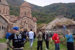 Международные путешественники посетили монастырский комплекс Худавенг -ФОТО 