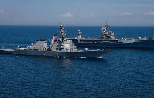В США заявили об ударе по грузовому судну в Оманском заливе
