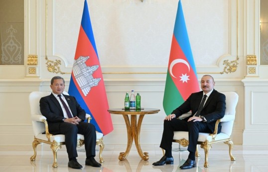 Премьер-министр Королевства Камбоджа Хун Манет и Президент Азербайджана Ильхам Алиев