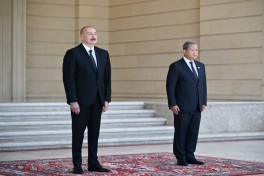 В Баку состоялась церемония официальной встречи премьер-министра Королевства Камбоджа-ФОТО 