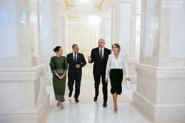 От имени Президента Ильхама Алиева дан официальный обед в честь премьер-министра Камбоджи