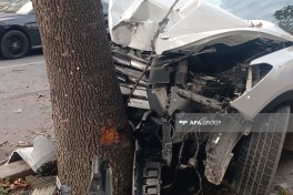 В Гяндже столкнулись два автомобиля, пострадали 3 человека -ФОТО 