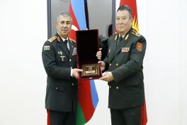 Обсуждено военное сотрудничество между Азербайджаном и Кыргызстаном
