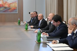 Президент Ильхам Алиев встретился с Эмиром Государства Катар