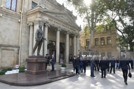 Проходит IX съезд журналистов Азербайджана, созданы комиссии-ФОТО -ОБНОВЛЕНО 