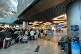 В аэропортах Москвы возникло скопление пассажиров после атак украинских беспилотников -ФОТО 