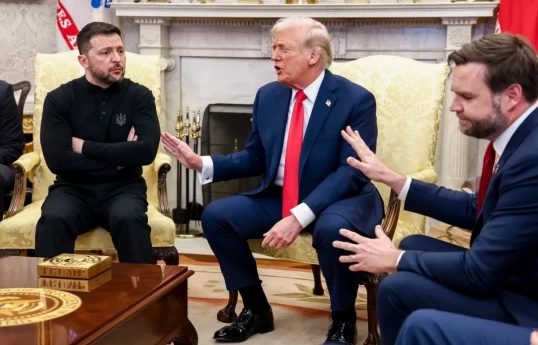 СМИ: Зеленский обвинил Трампа в попытке вынудить Украину капитулировать