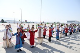 Лейла Алиева находится с визитом в Туркменистане