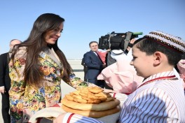 Лейла Алиева находится с визитом в Туркменистане