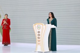 В Ашгабаде открылась международная выставка искусств MAMA «Мать-природа» -ФОТО 
