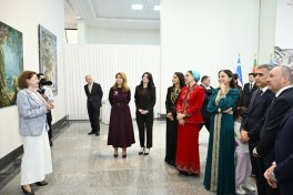 В Ашгабаде открылась международная выставка искусств MAMA «Мать-природа» -ФОТО 