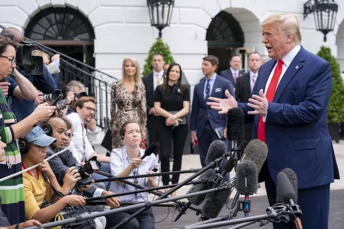 Трамп: США сейчас не ведут переговоров с Ираном