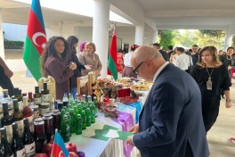 Азербайджан был представлен специальным стендом на мероприятии по случаю Дня ООН в Туркменистане