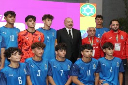 Президент Ильхам Алиев наблюдал церемонию открытия чемпионата мира и фестиваля FIFA U-15-ОБНОВЛЕНО-2 