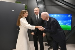 Президент Ильхам Алиев наблюдал церемонию открытия чемпионата мира и фестиваля FIFA U-15-ОБНОВЛЕНО-2 