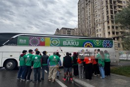 В Баку прошла акция в поддержку юных футболистов Новой Каледонии и Французской Полинезии — ФОТОЛЕНТА-ОБНОВЛЕНО 