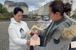Семьи пропавших без вести азербайджанцев провели серию акций в Брюсселе — ФОТОЛЕНТА 