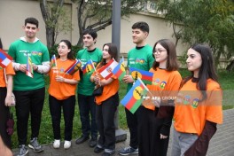 В Баку прошла акция в поддержку юных футболистов Новой Каледонии и Французской Полинезии — ФОТОЛЕНТА-ОБНОВЛЕНО 