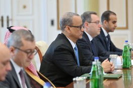 Президент Ильхам Алиев принял генерального секретаря Организации исламского сотрудничества
