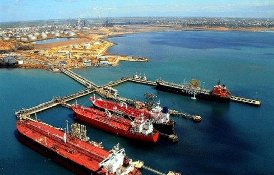 Трамп заявил, что Венесуэла подарила США 1 млн баррелей нефти
