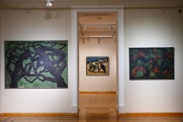 Президент Ильхам Алиев, первая леди Мехрибан Алиева и члены их семьи ознакомились с ретроспективной выставкой «Мой Абшерон и не только»