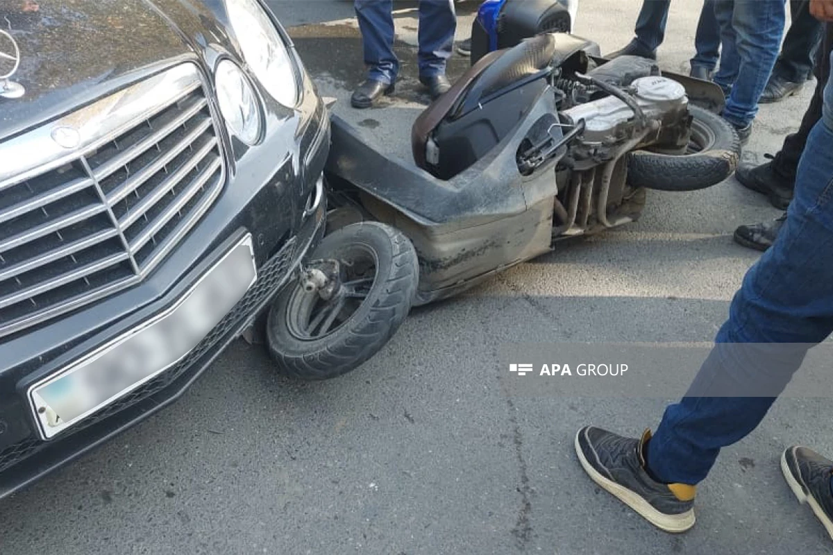 В Азербайджане школьник разбился на мотоцикле