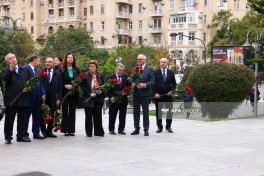 В Баку посещен памятнику Ататюрку