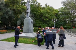 В Баку посещен памятнику Ататюрку