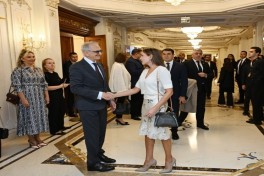 Первый вице-президент Мехрибан Алиева приняла участие в презентации спектакля «Чайка»-ФОТО 