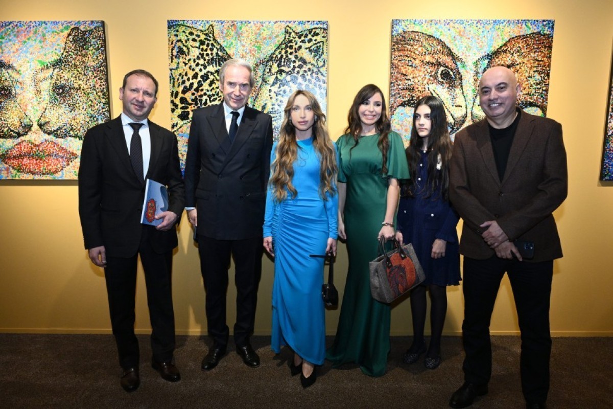В Центре Гейдара Алиева состоялось официальное открытие Art Weekend