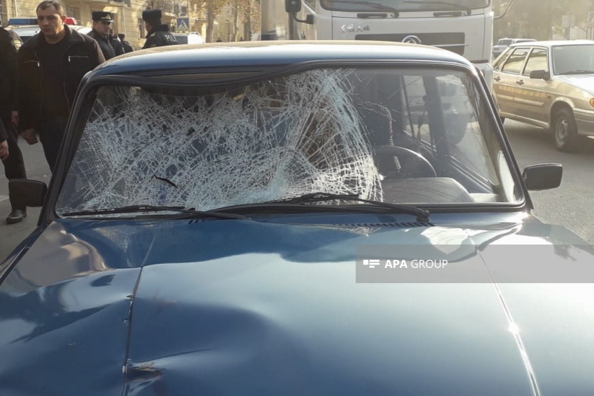 В Баку автомобиль насмерть сбил велосипедиста