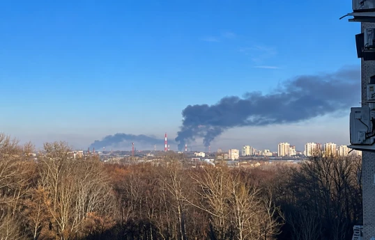 Крупный НПЗ в России подвергся атаке БПЛА, возник пожар