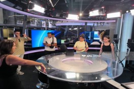 Азербайджанские журналисты посетили редакцию телеканала i24NEWS -ФОТО 