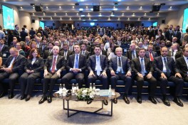 Азербайджанская делегация приняла участие в «Стамбульском саммите по климатическому финансированию» в рамках председательства на COP31